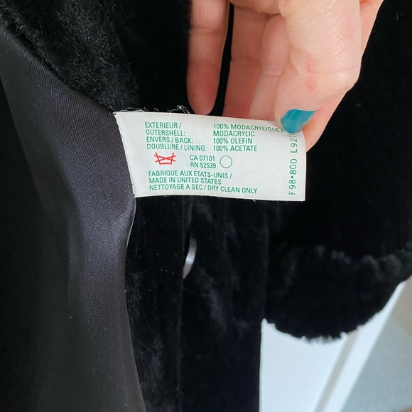 Vintage Black Faux Fur Coat - Picture 7 of 7